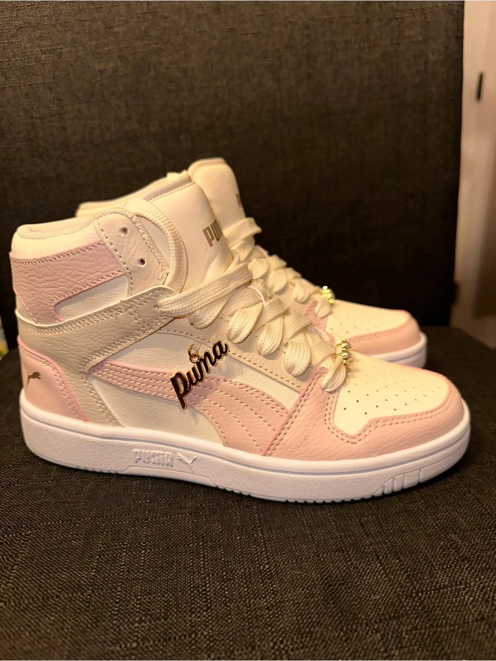 PUMA Pearls & Gold Youth‎ Girls Size 4 High-Top Sneakers in Cream & Blush Pink